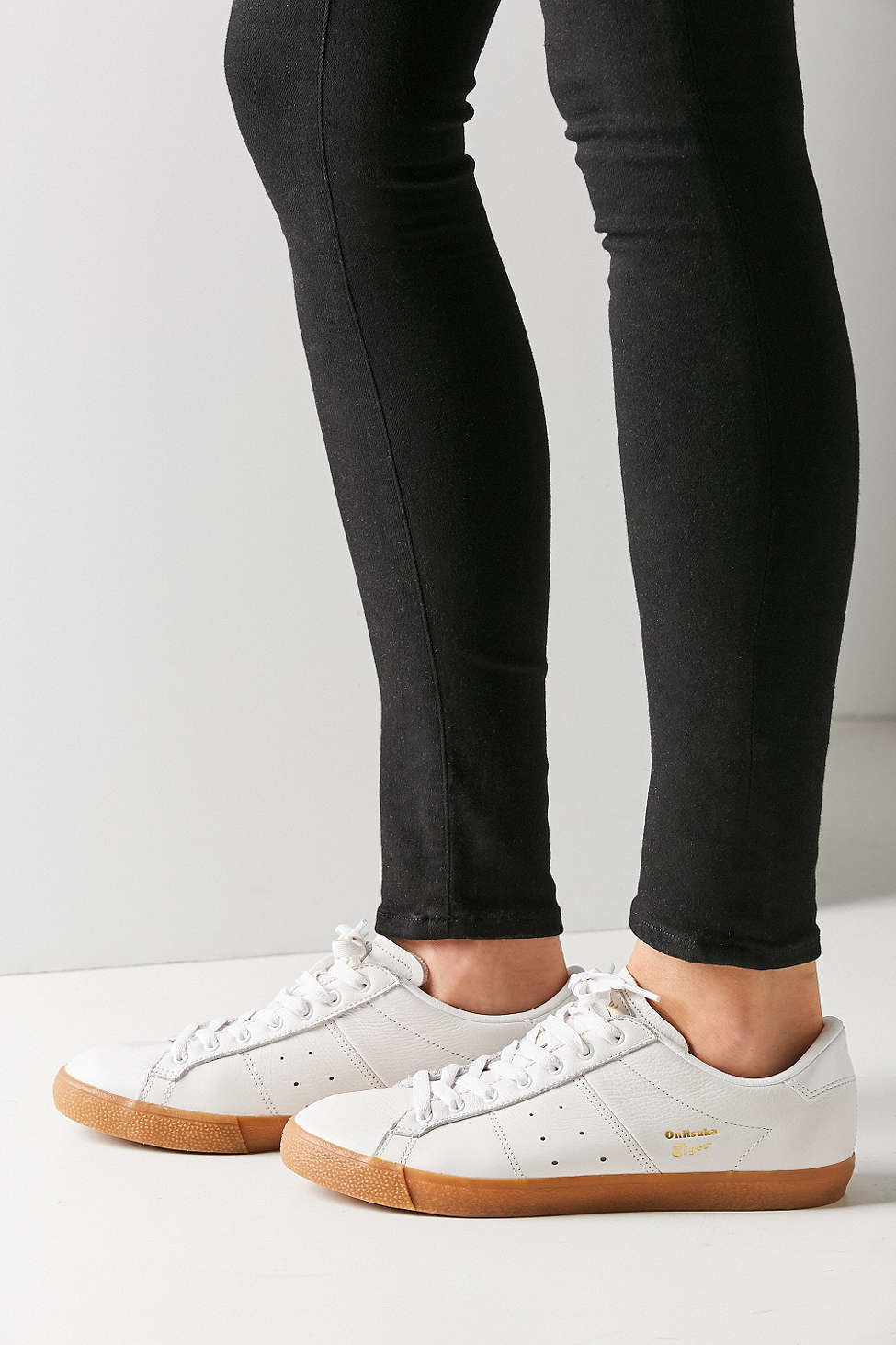 onitsuka tiger lawnship womens