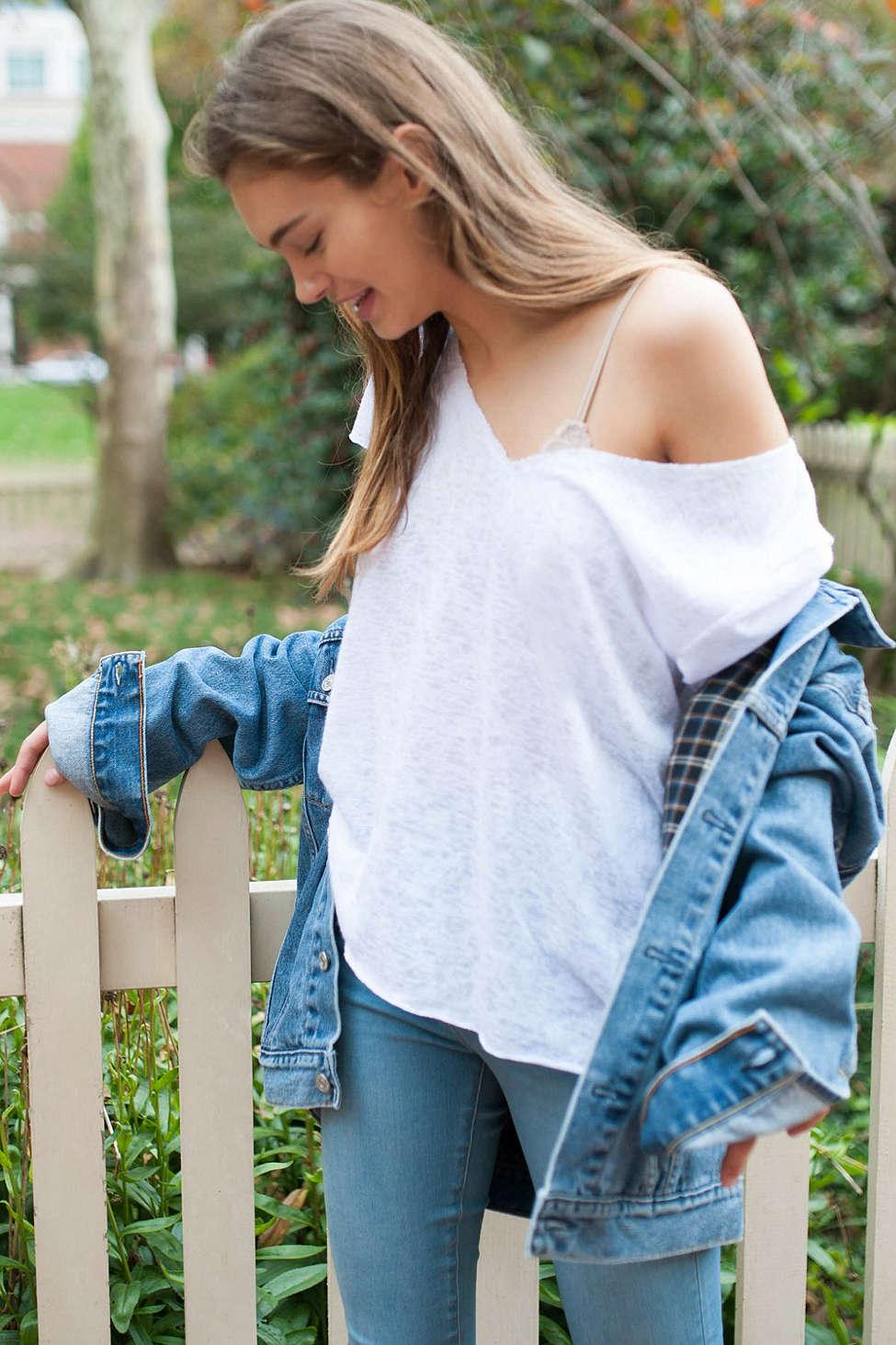 best slouchy white tee