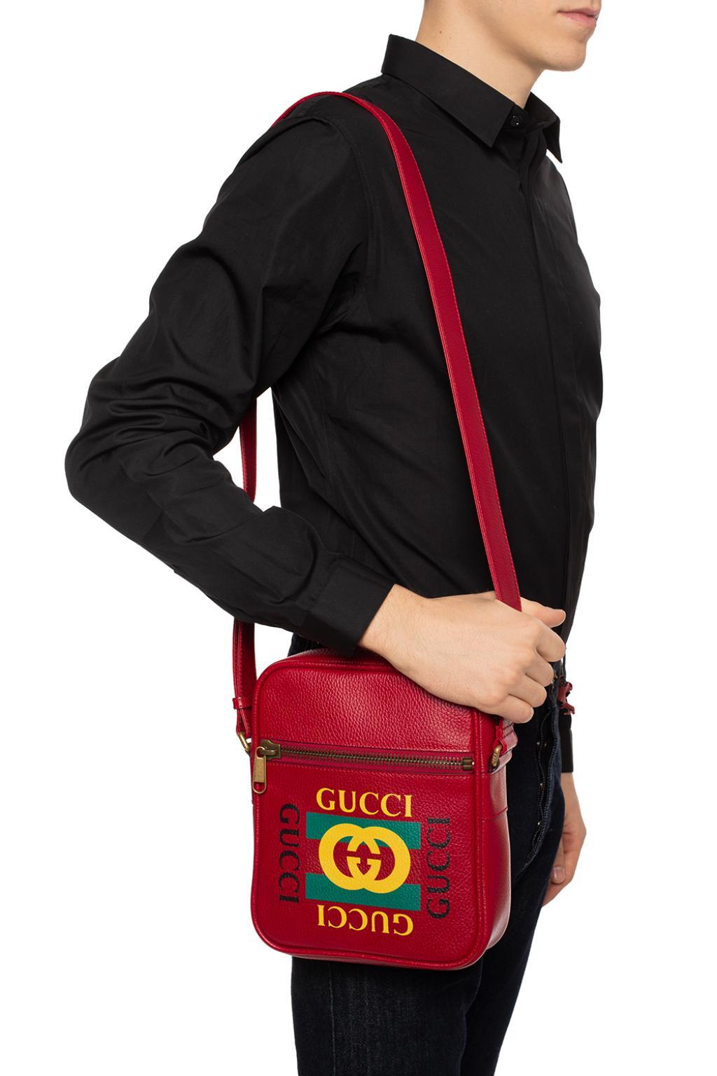 gucci logo plaque shoulder bag