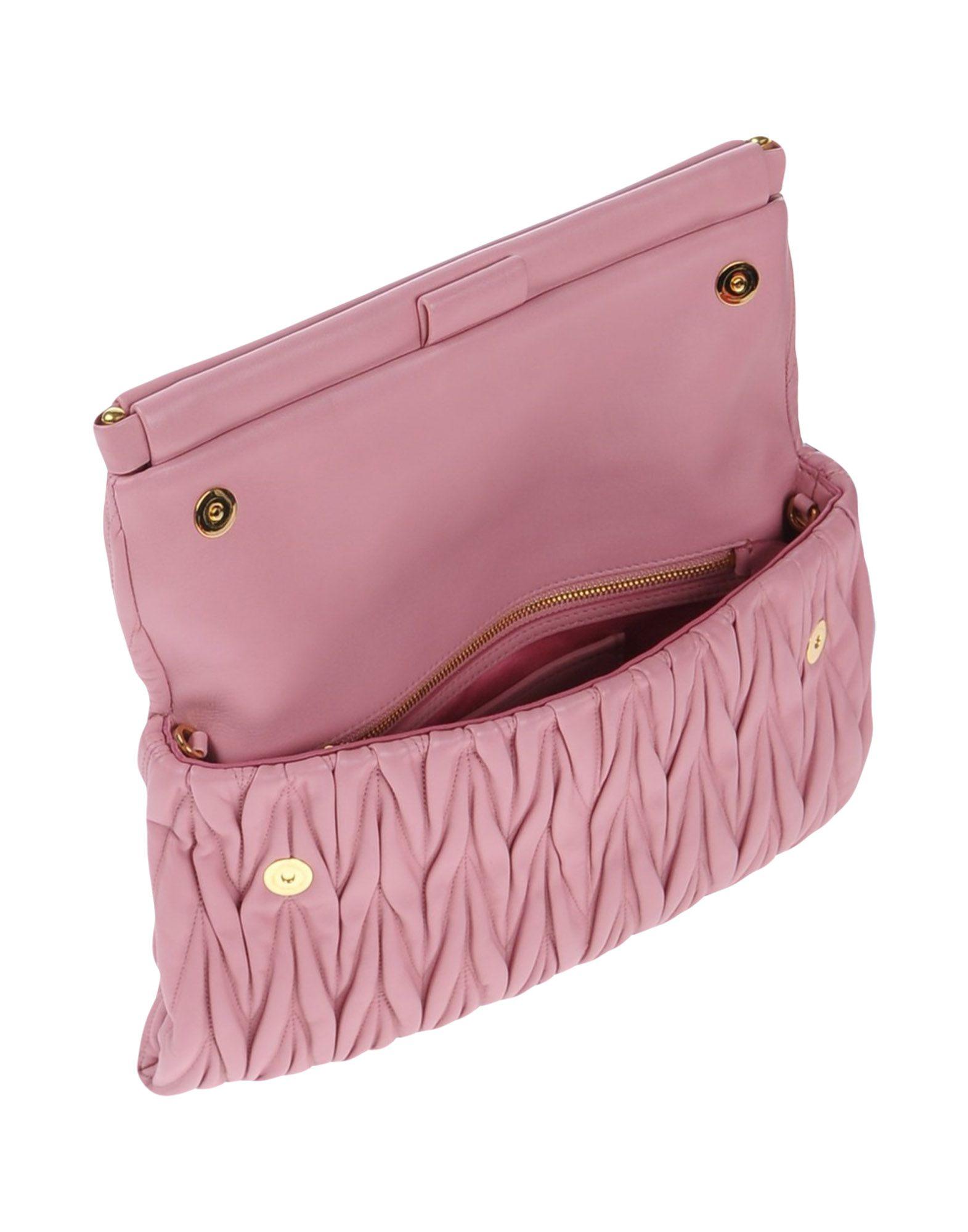 miu miu pink clutch