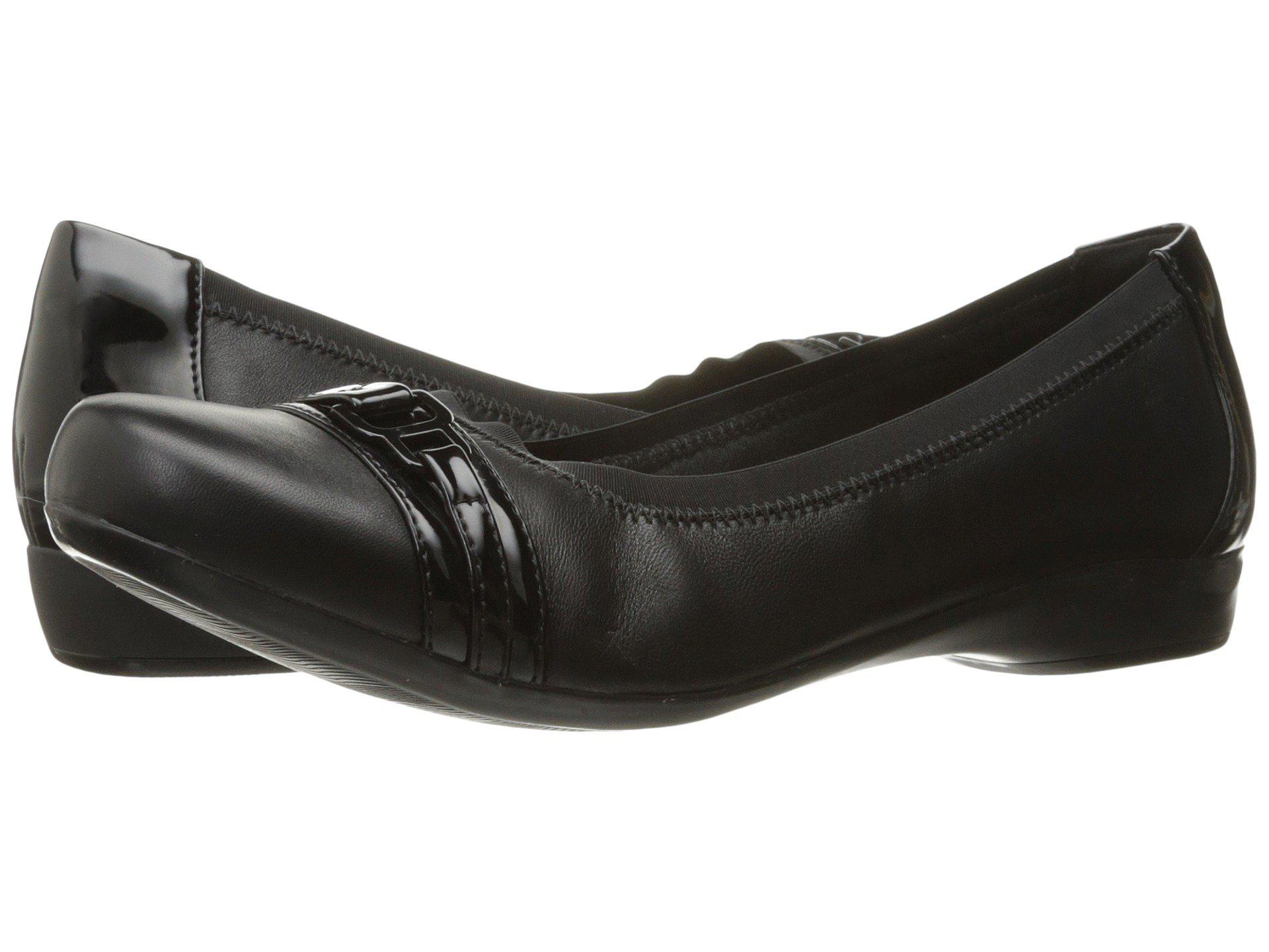 clarks flat shoes wide fit
