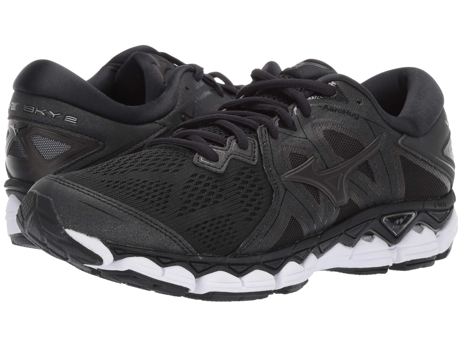 black mizuno shoes